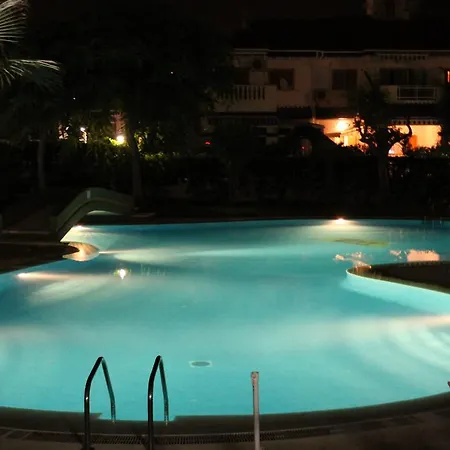Parquemar Apartman *